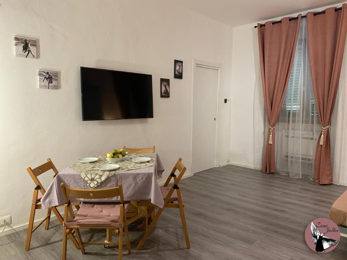 شقة Casa Julka ليفورنو المظهر الخارجي الصورة